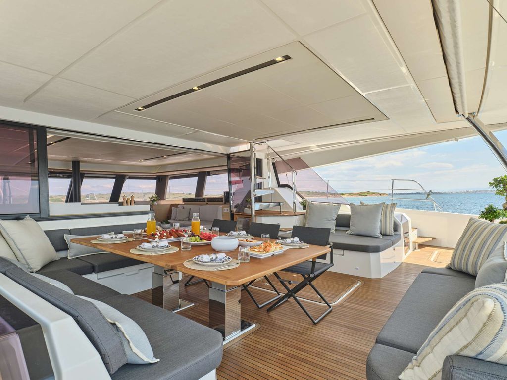 SERENISSIMA - Boat Images