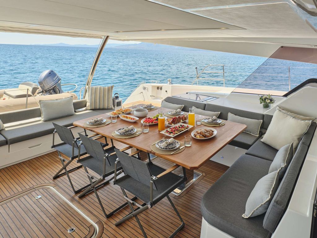 SERENISSIMA - Boat Images