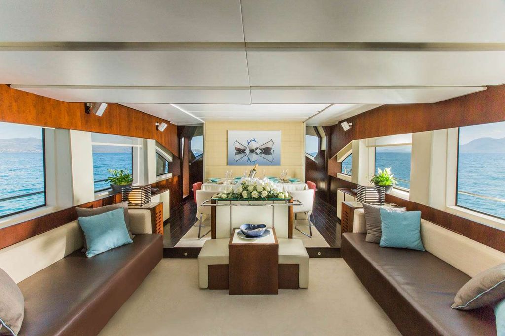 ULISSE - Boat Images
