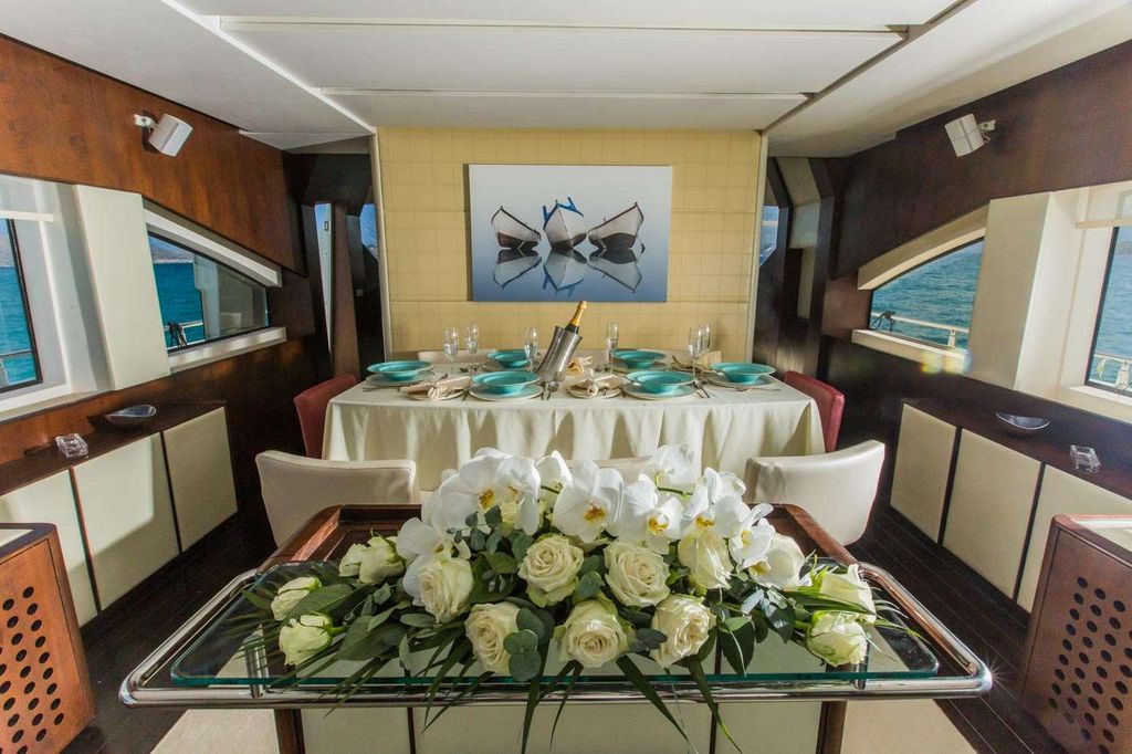 ULISSE - Boat Images