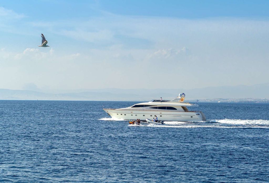 VYNO - Boat Images