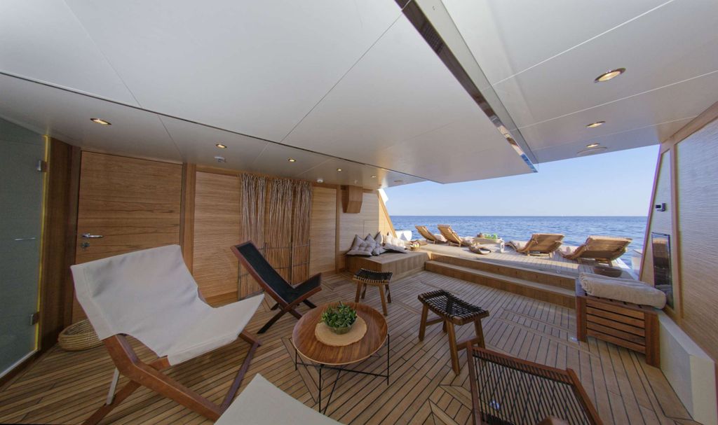 GRANDE AMORE - Boat Images