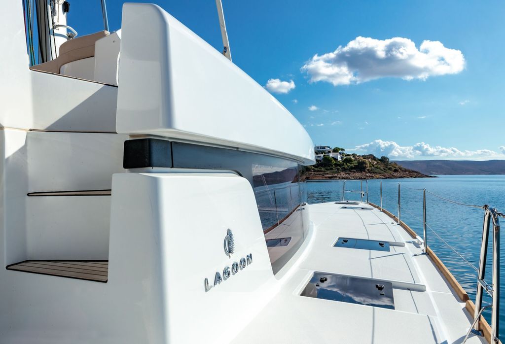Madinina - Boat Images