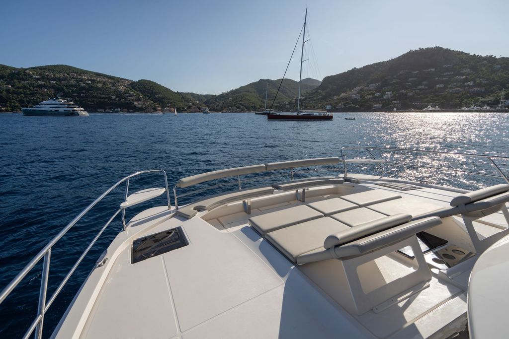 Blue Life - Boat Images