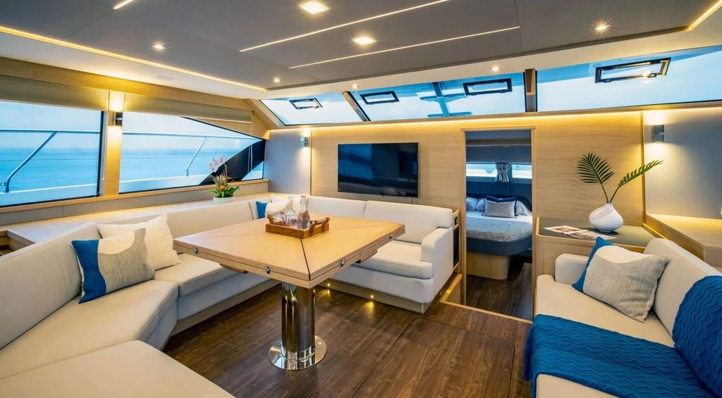 MARY’ S GRACE - Boat Images