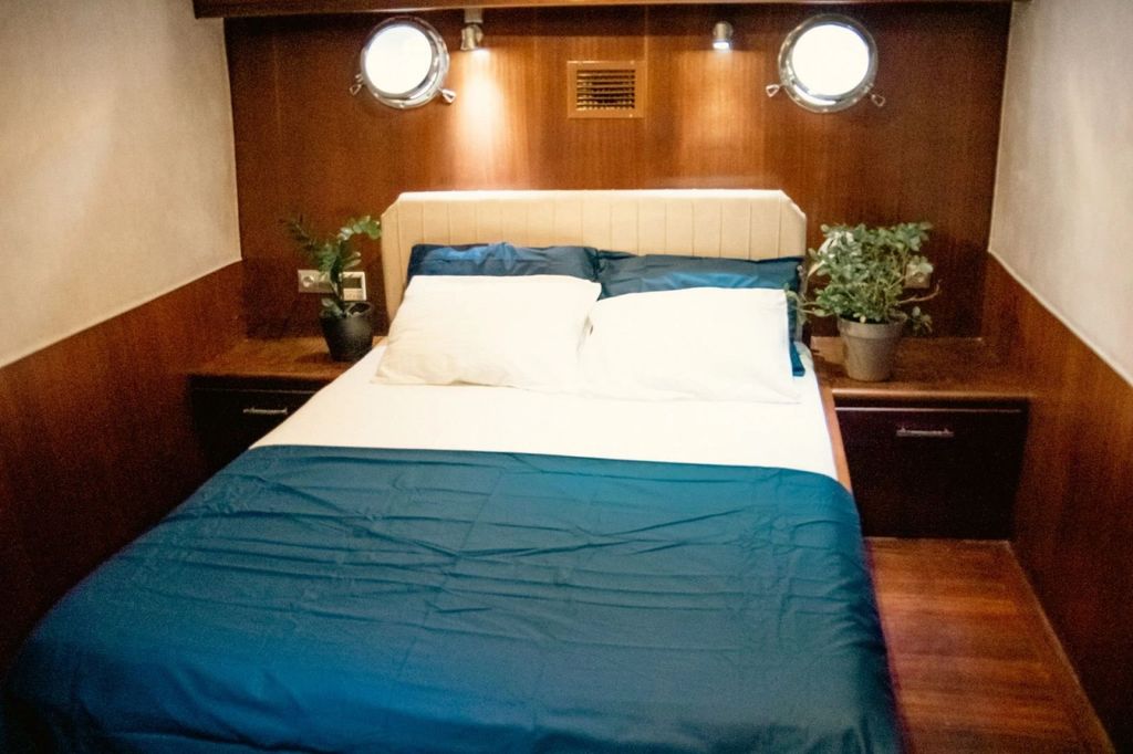 ATHEN A - Boat Images
