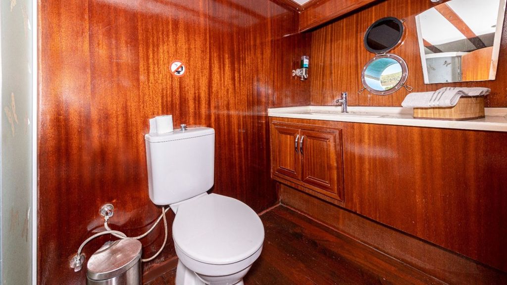 ATHEN A - Boat Images