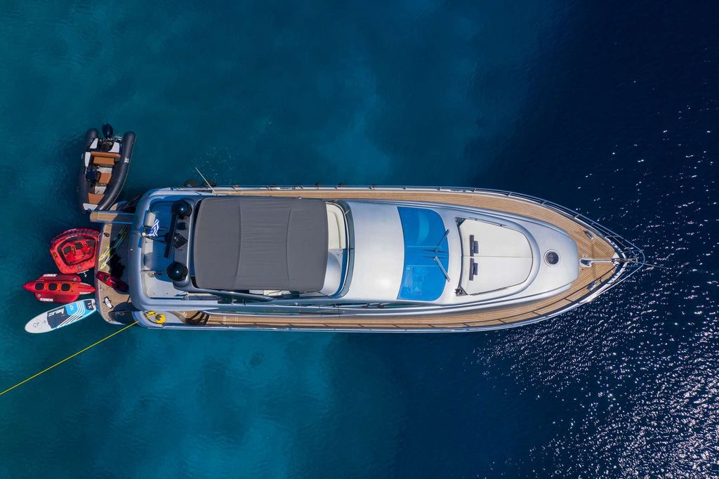REVIVAL - Boat Images