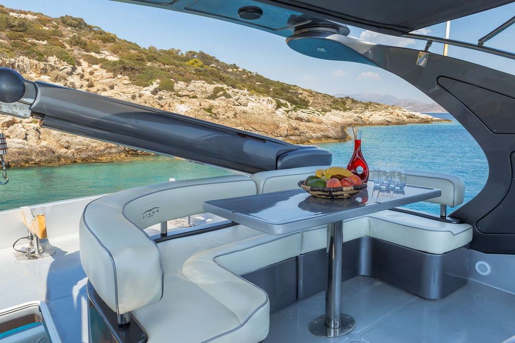 REVIVAL - Boat Images