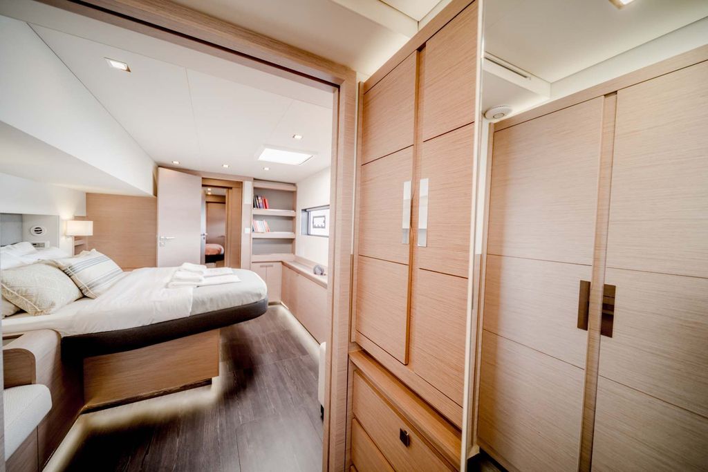 ALLURE - Boat Images