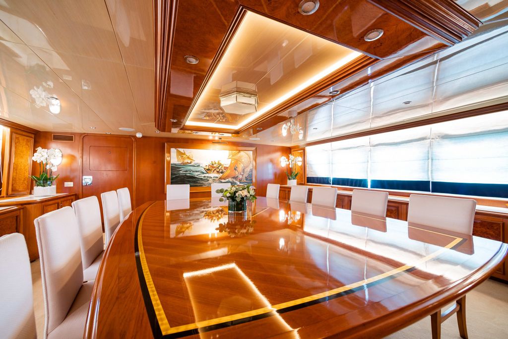 WIND OF FORTUNE - Boat Images