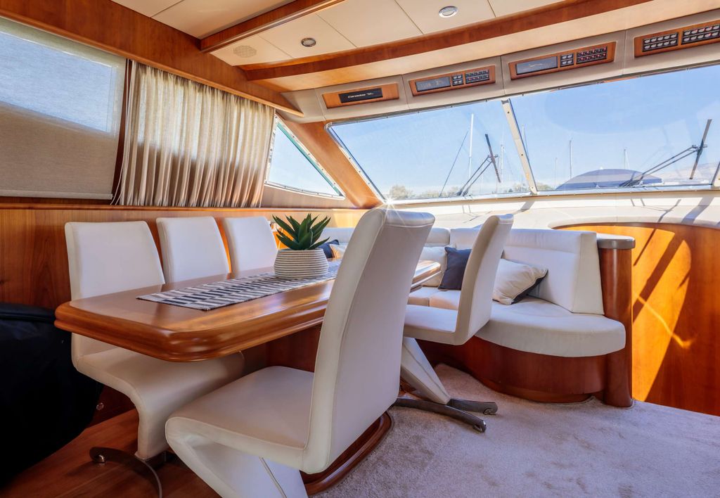 GORGEOUS - Boat Images