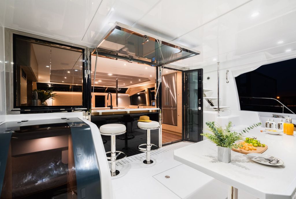 TiAmo - Boat Images