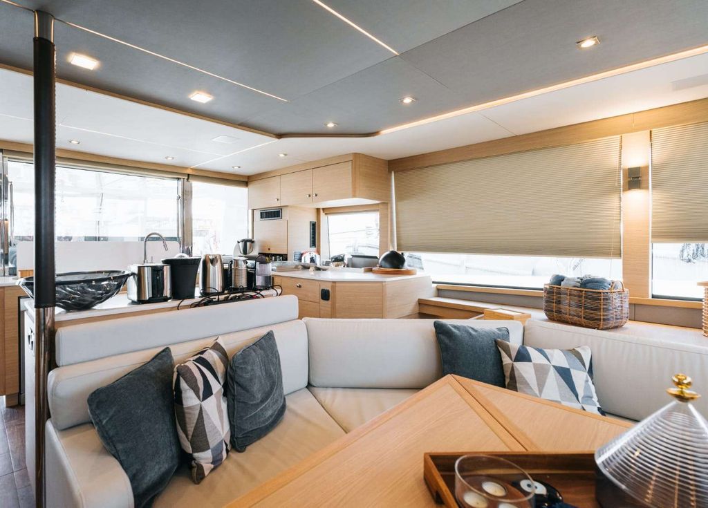 TiAmo - Boat Images