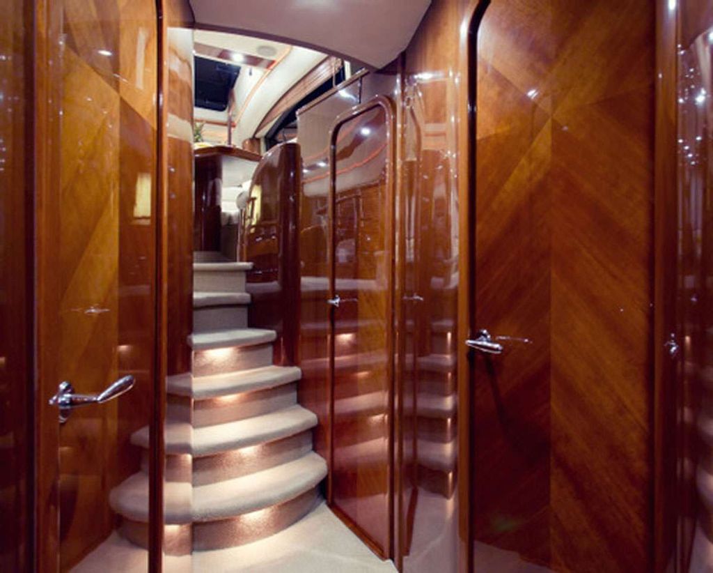 PRINCESS 61 - Boat Images