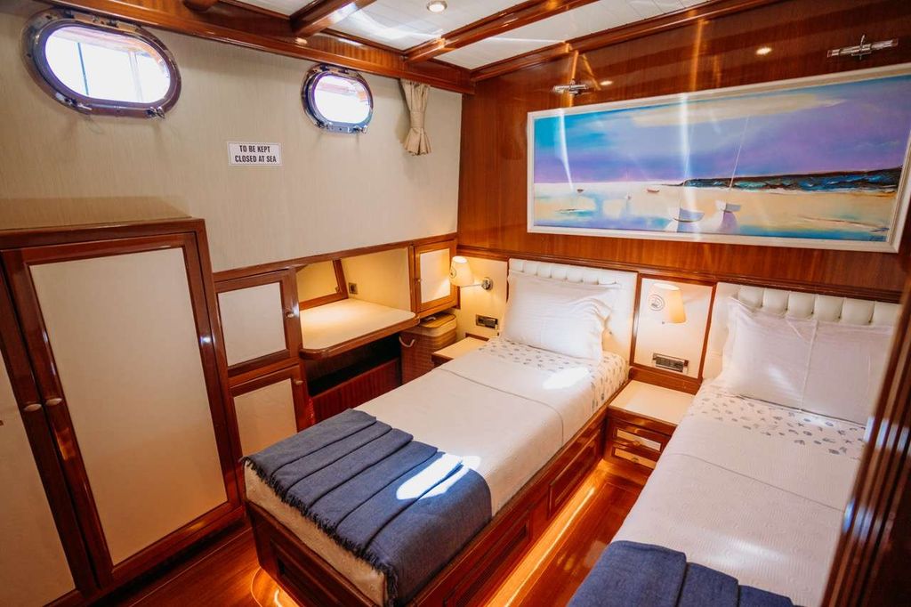 QUEEN OF DATCA - Boat Images