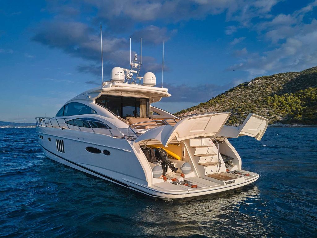 ALLY - Boat Images