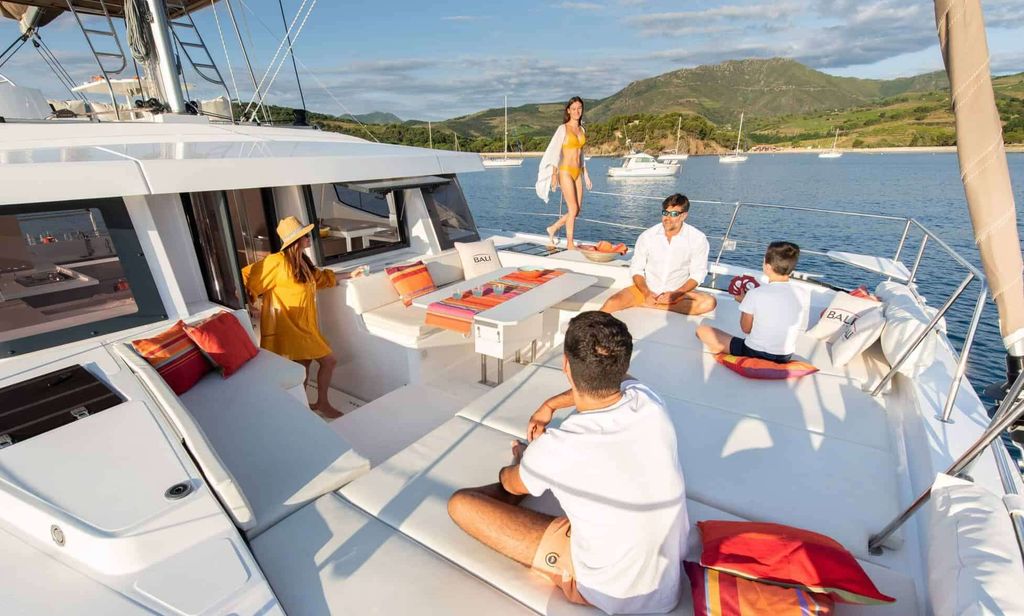 KOS 48.1 - Boat Images