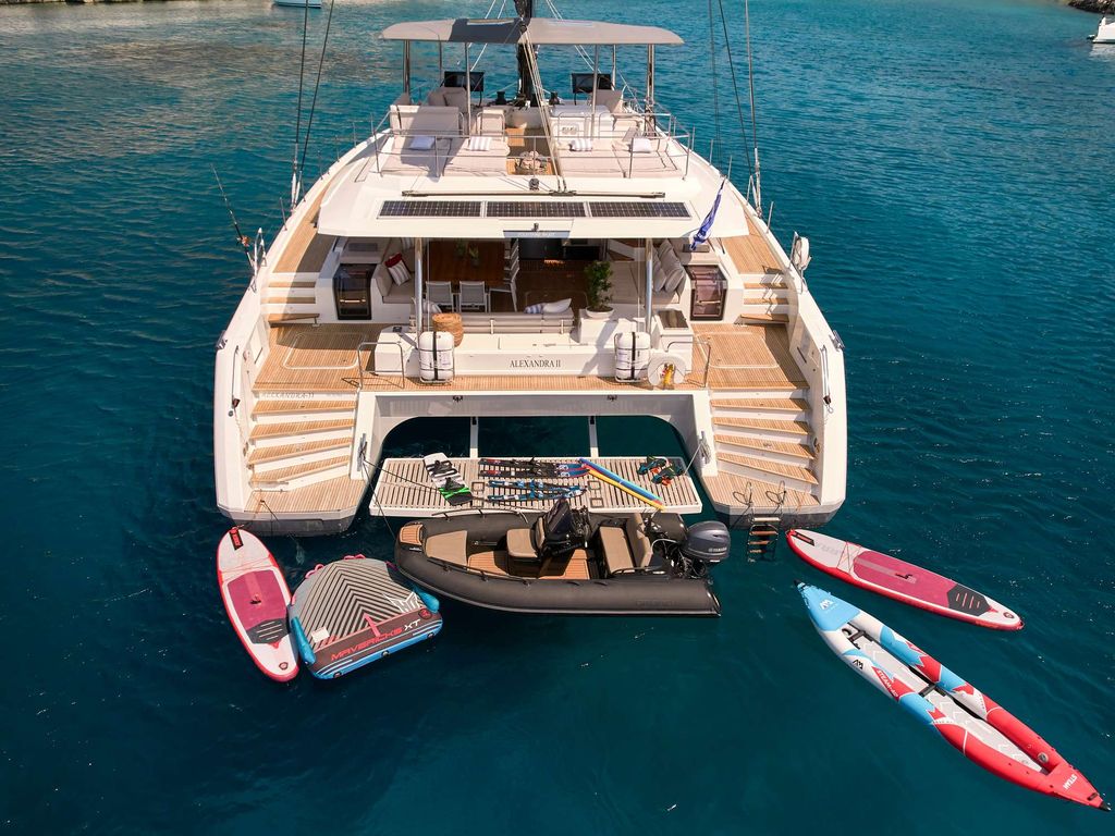 ALEXANDRA II - Boat Images