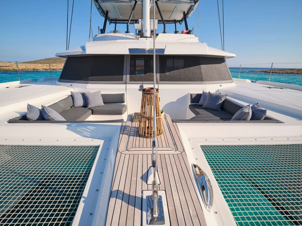 ALMA - Boat Images