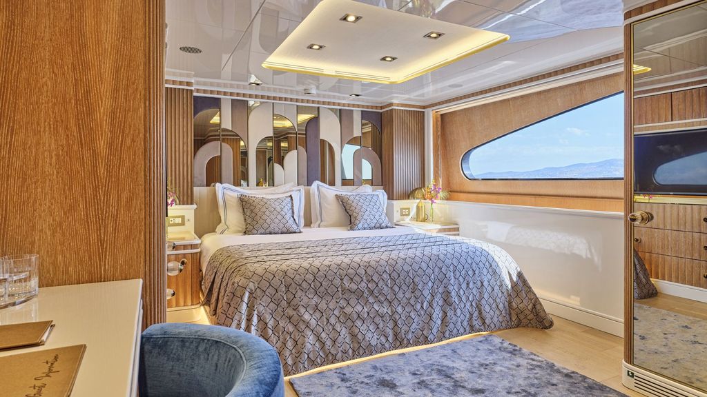 BARENTS - Boat Images