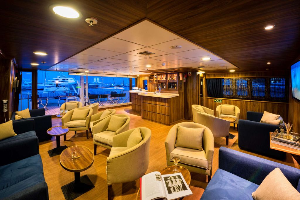 Panorama - Boat Images