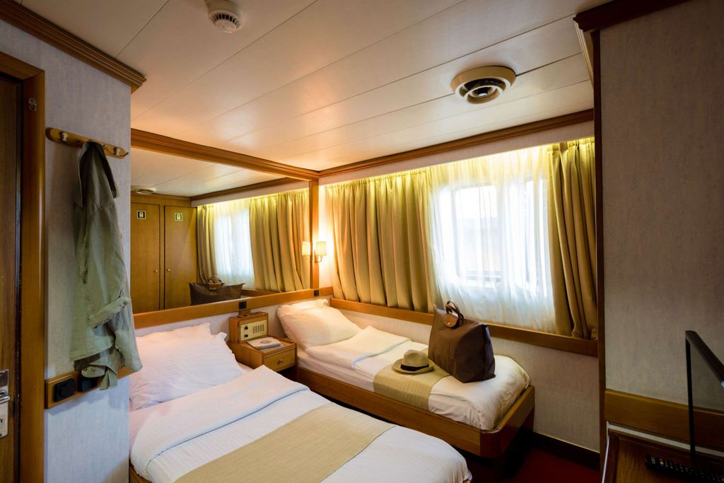 Panorama - Boat Images