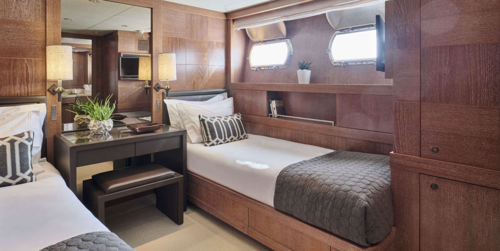 ELEMENT - Boat Images