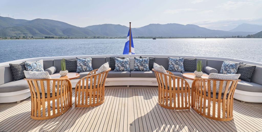ELEMENT - Boat Images