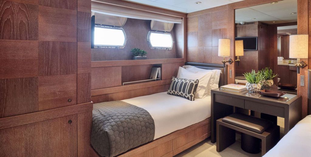 ELEMENT - Boat Images