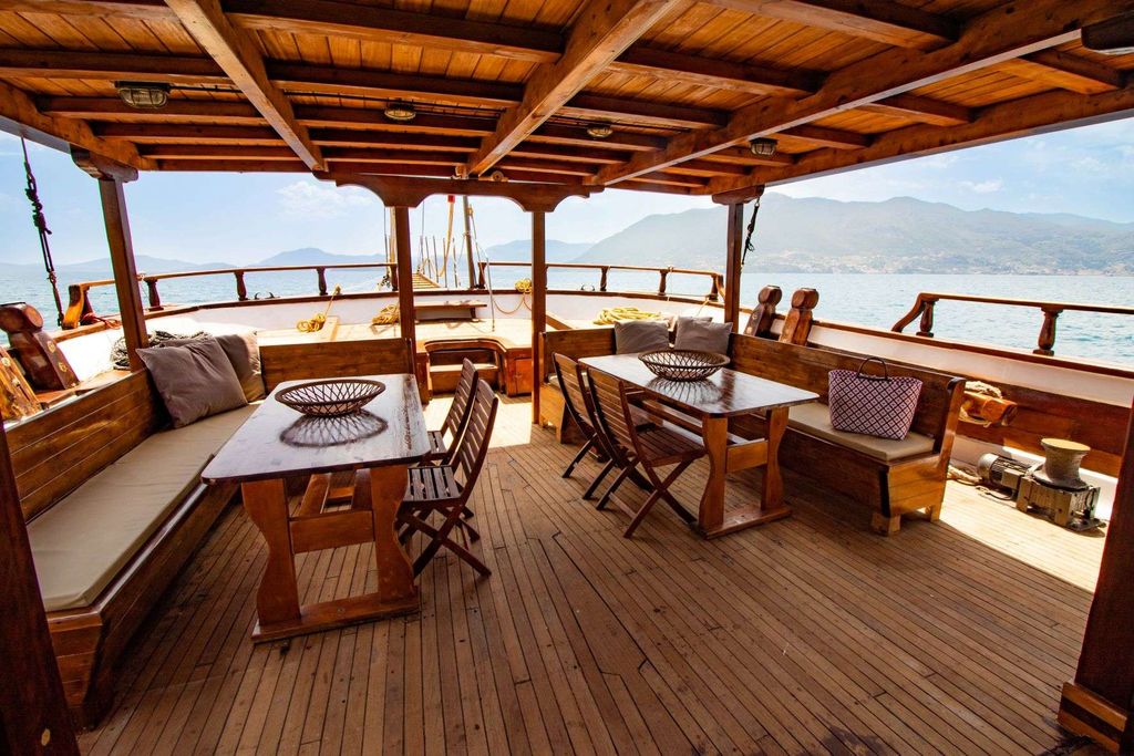 Aegeotissa II - Boat Images