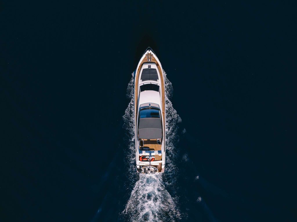 OXYGEN 8 - Boat Images