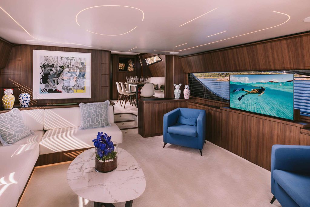 OXYGEN 8 - Boat Images