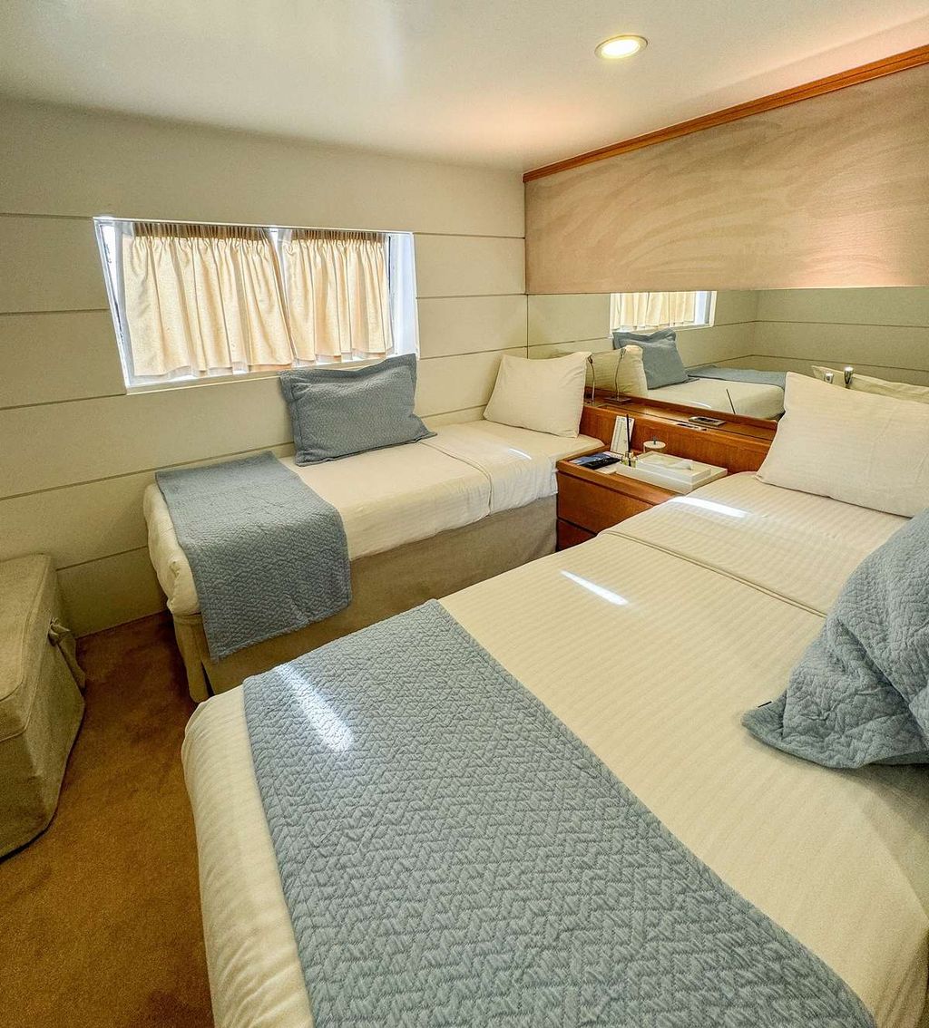 Harmony G - Boat Images