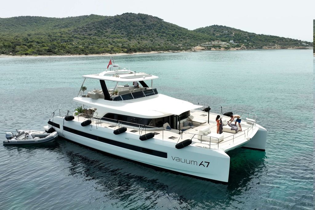 VALIUM 67 - Boat Images