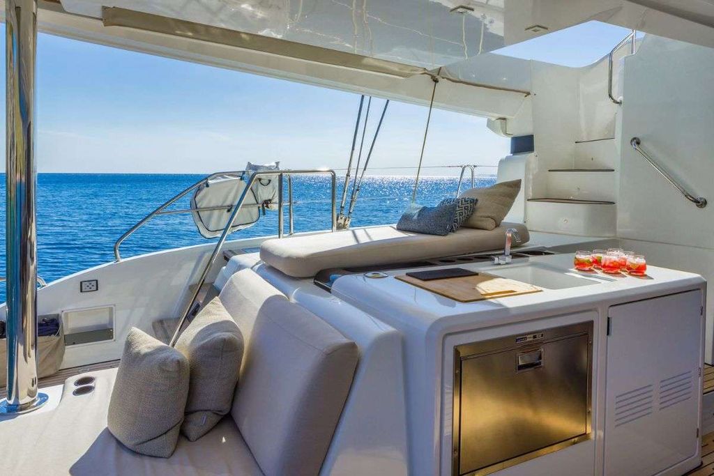 VALIUM 55 - Boat Images