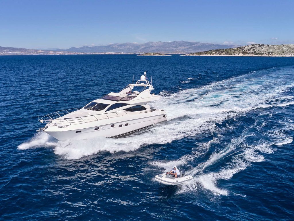 LADY L - Boat Images