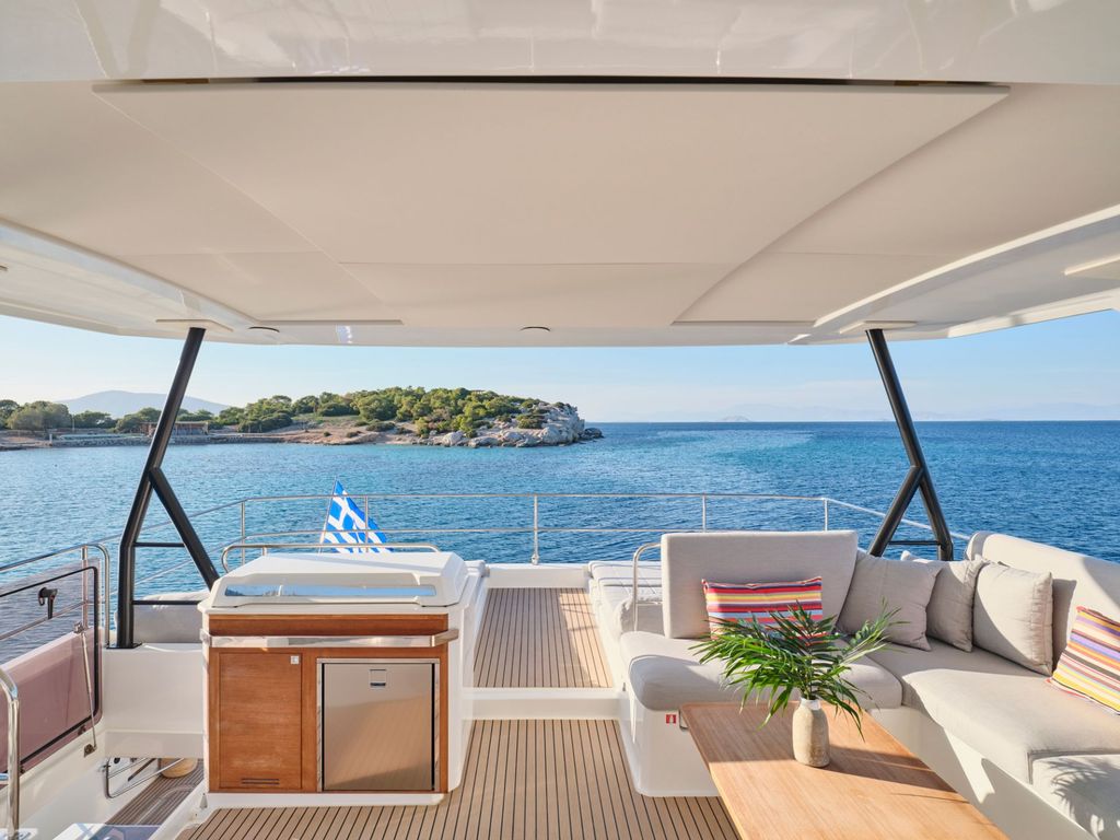 ALENA - Boat Images