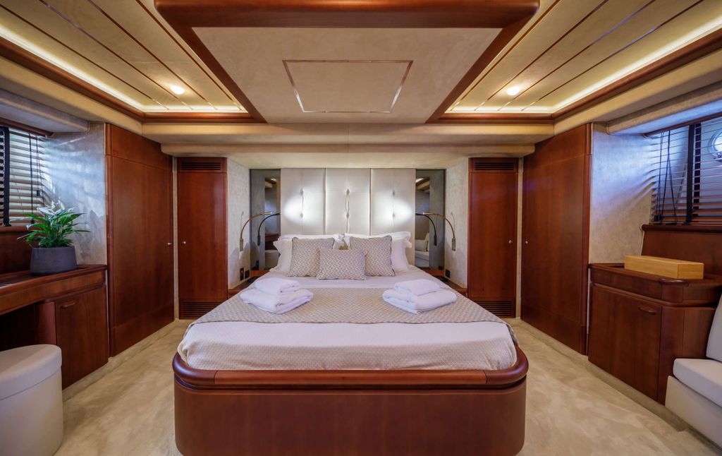 MY WAY - Boat Images