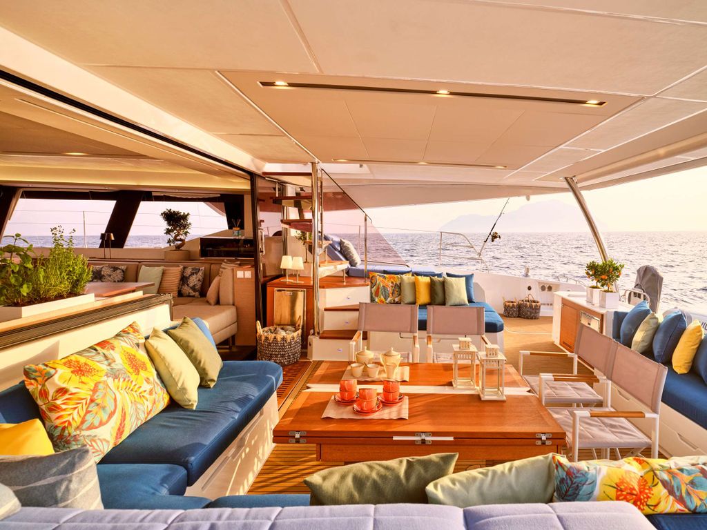 APHAEA - Boat Images