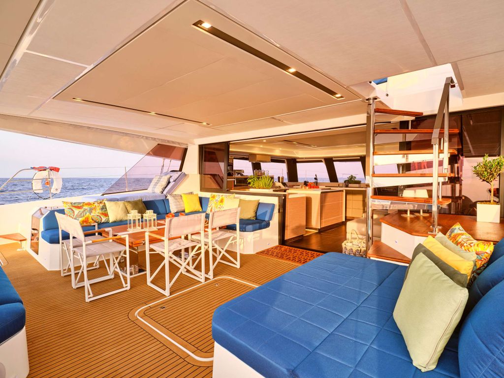APHAEA - Boat Images