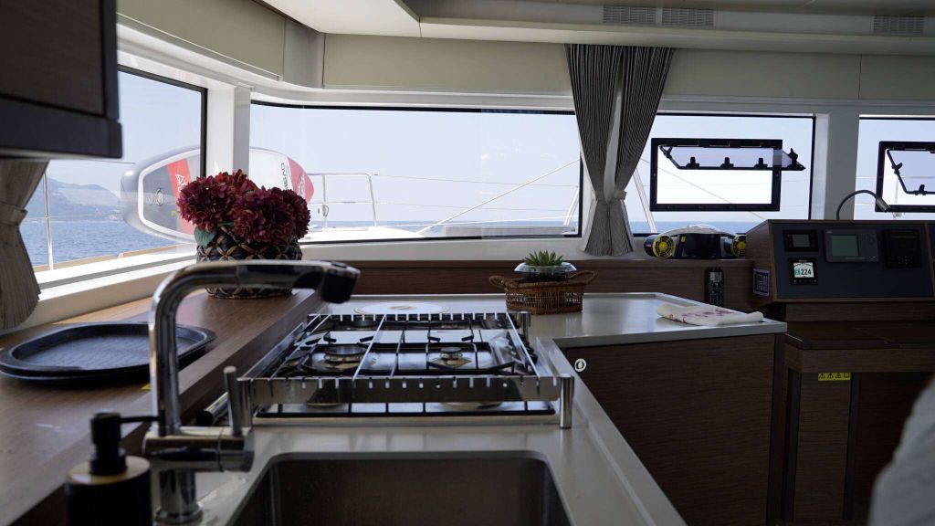 Blue Velvet - Boat Images