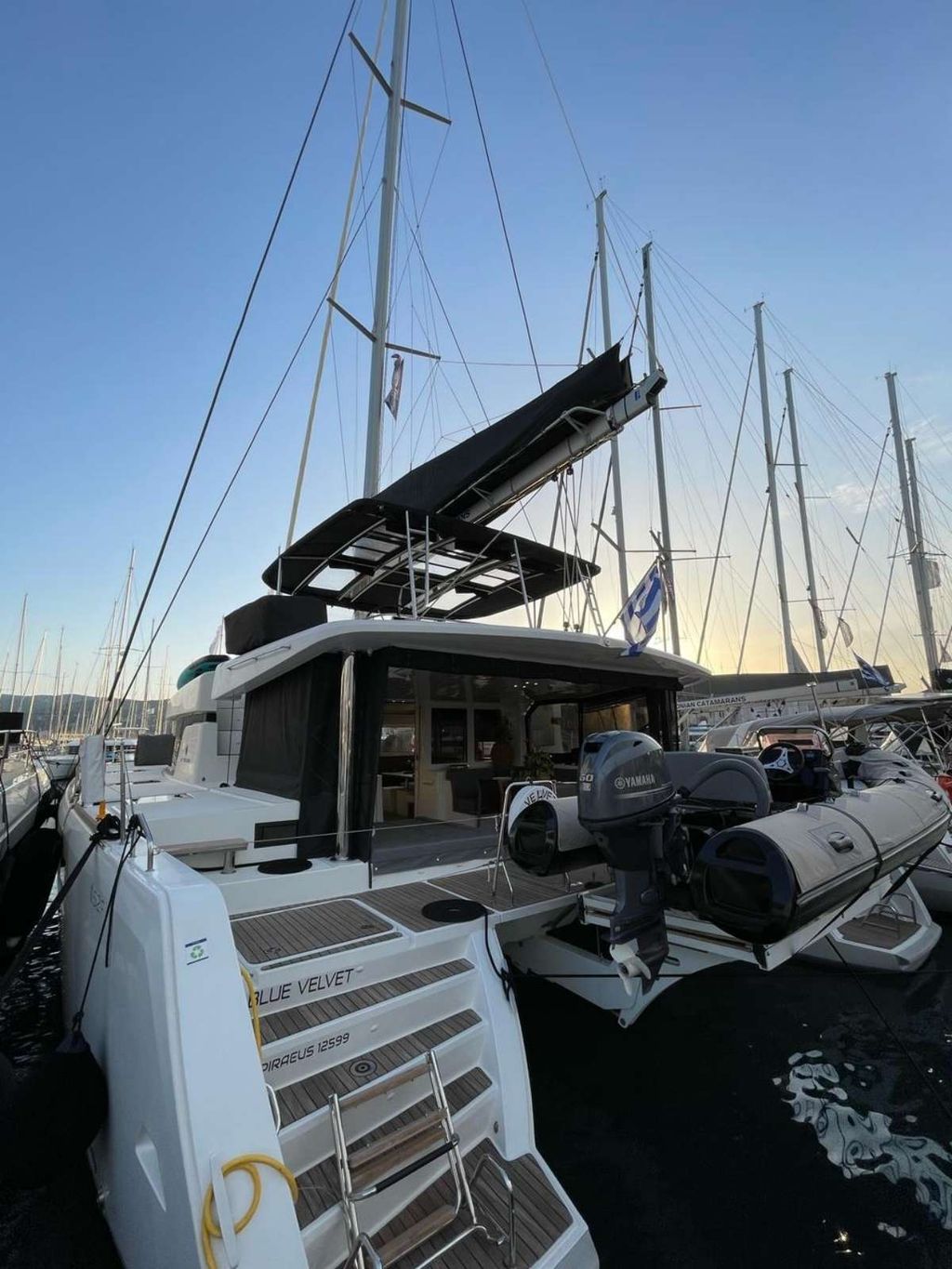 Blue Velvet - Boat Images