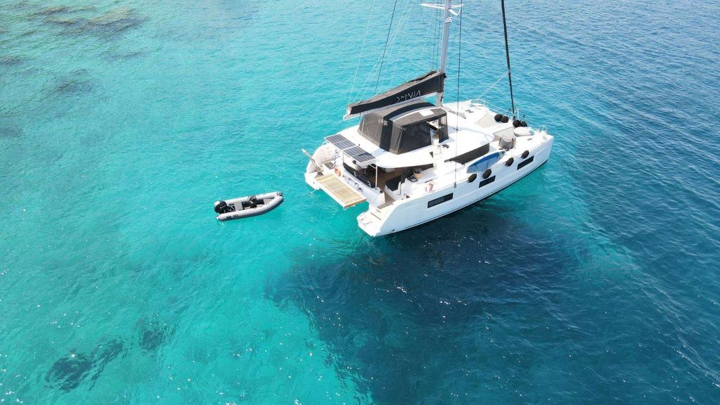 Omnia - Boat Images