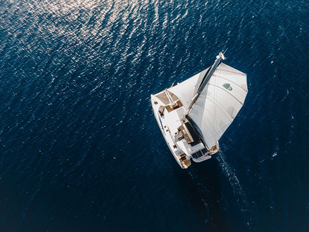 Omnia - Boat Images