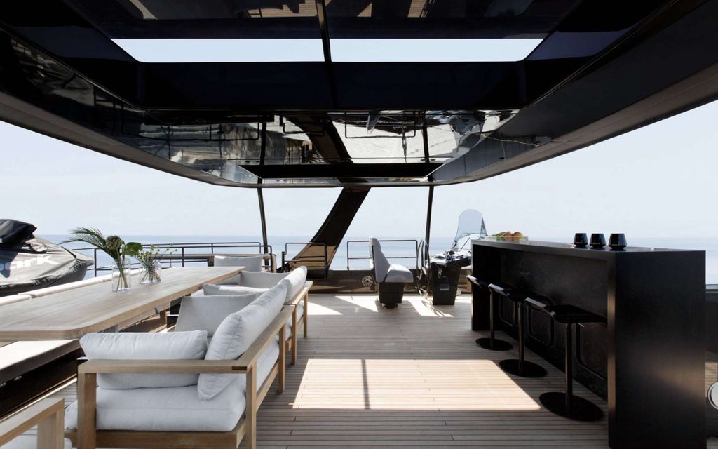GRAYONE - Boat Images