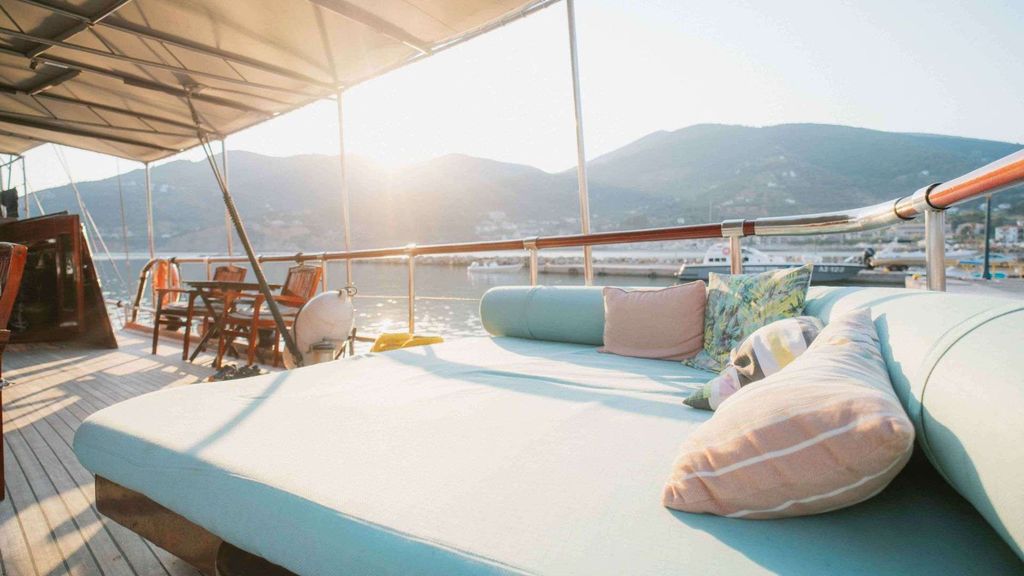 ERATO - Boat Images