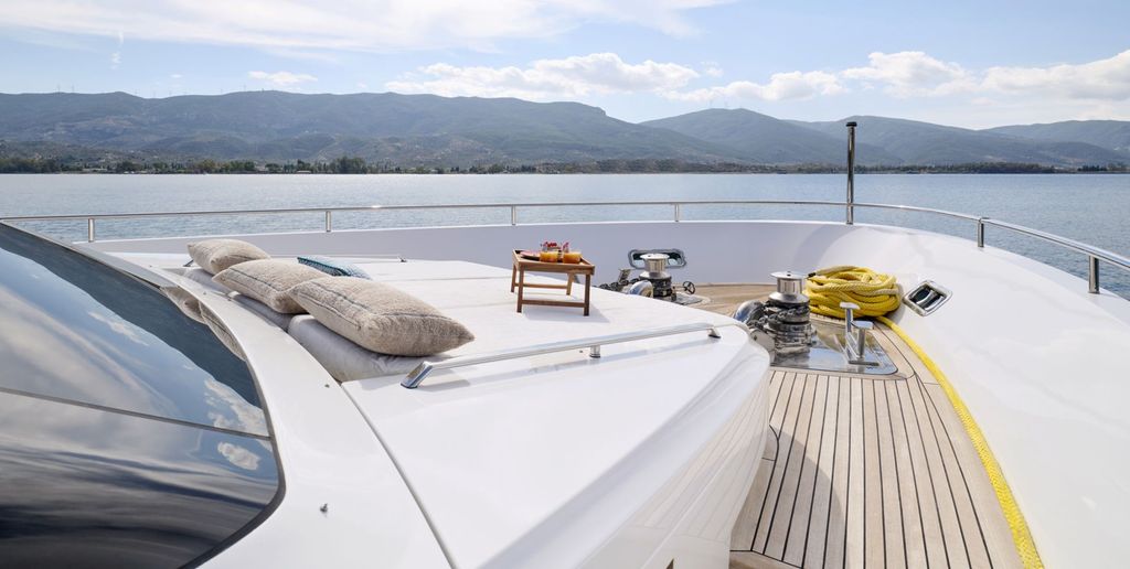 RARE DIAMOND - Boat Images