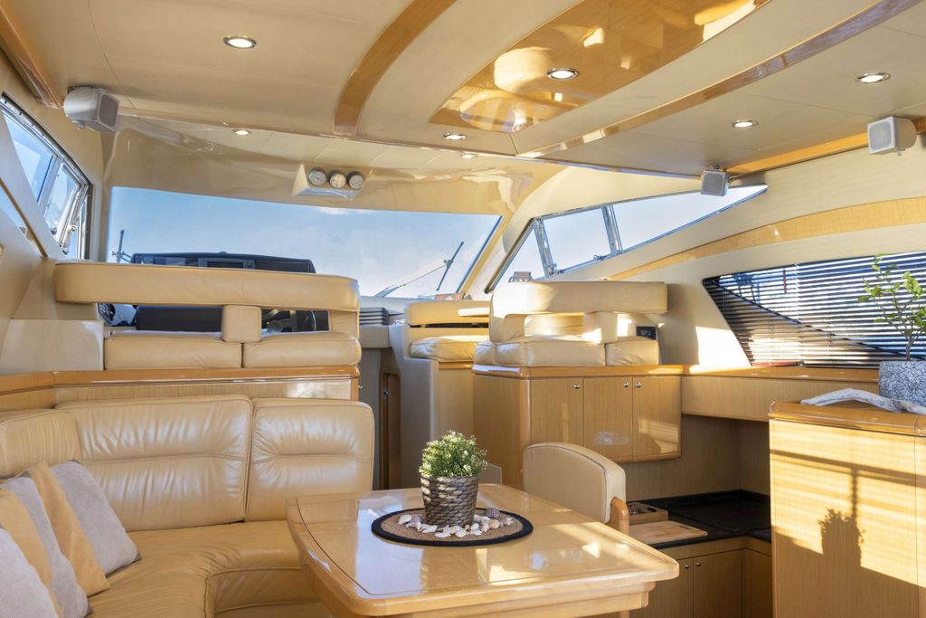 ARABELLA - Boat Images