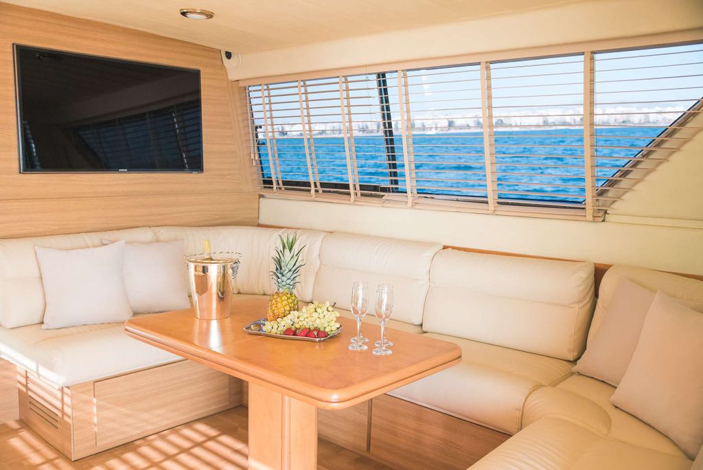 TEMPTATION - Boat Images